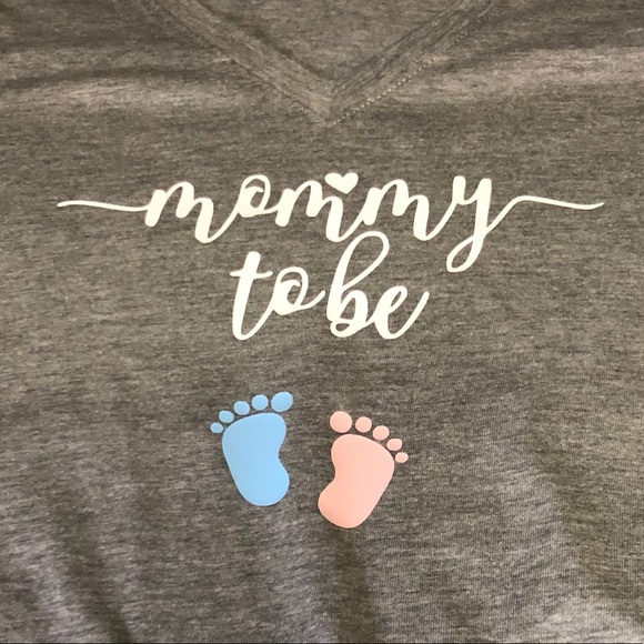 Mommy to be Shirt - Picture 1 of 1